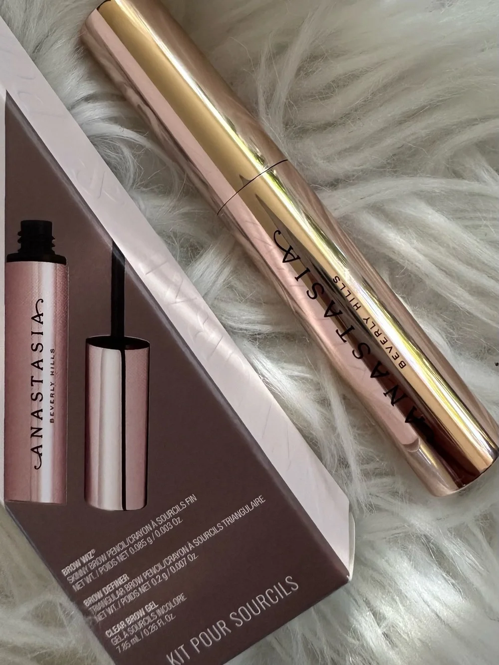 Anastasia Beverly Hills Clear Brow Gel in Clear